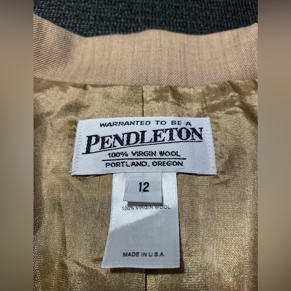 Pendleton 100% Virgin Wool 2 Button Tan Jacket Si… - image 6